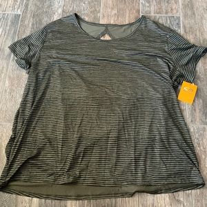 Champion NWT running top